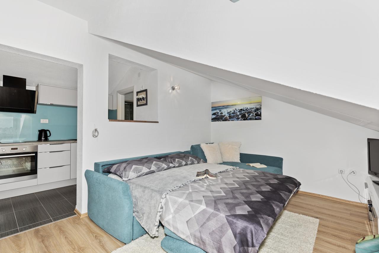 Apartment Nikola Trogir Eksteriør bilde