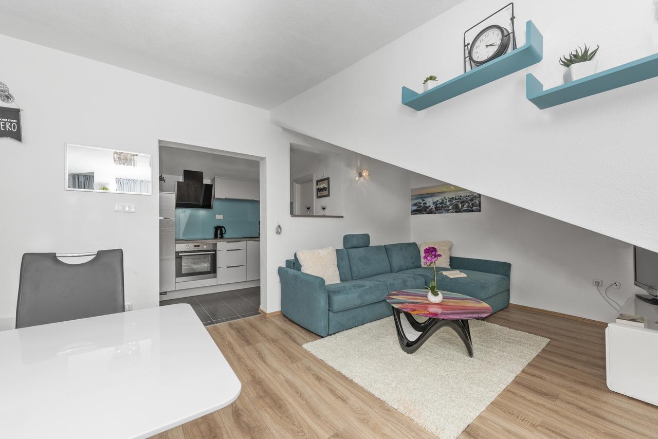 Apartment Nikola Trogir Eksteriør bilde