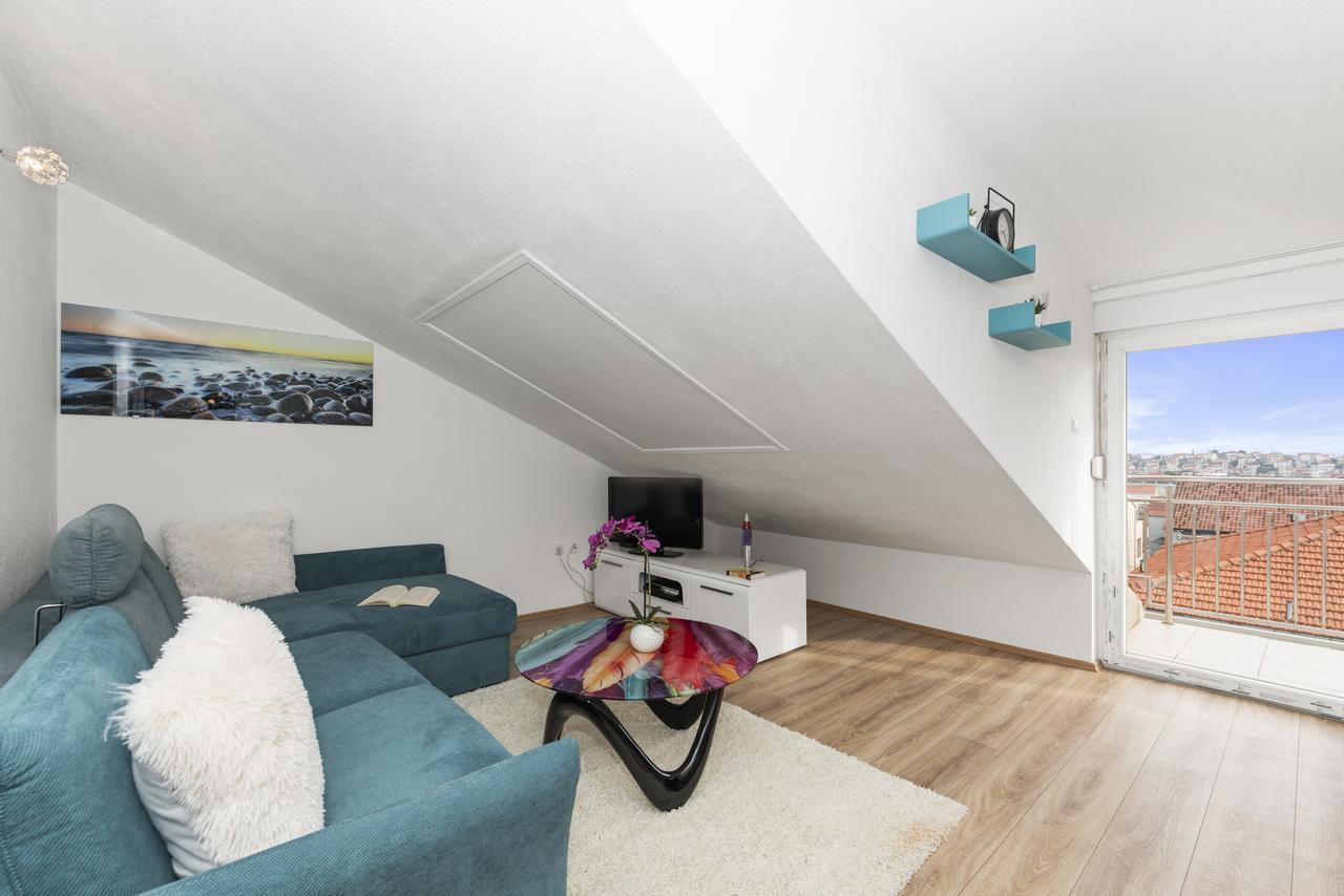 Apartment Nikola Trogir Eksteriør bilde